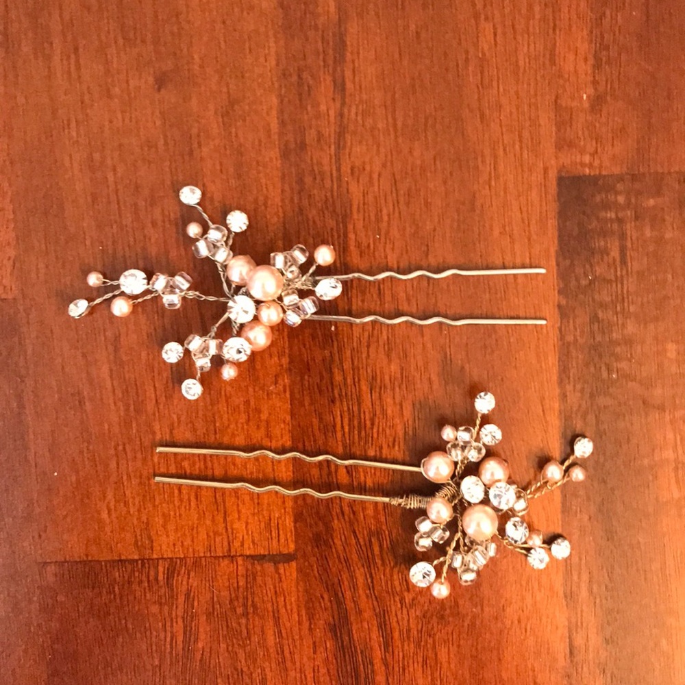 Poppy Hair Pins